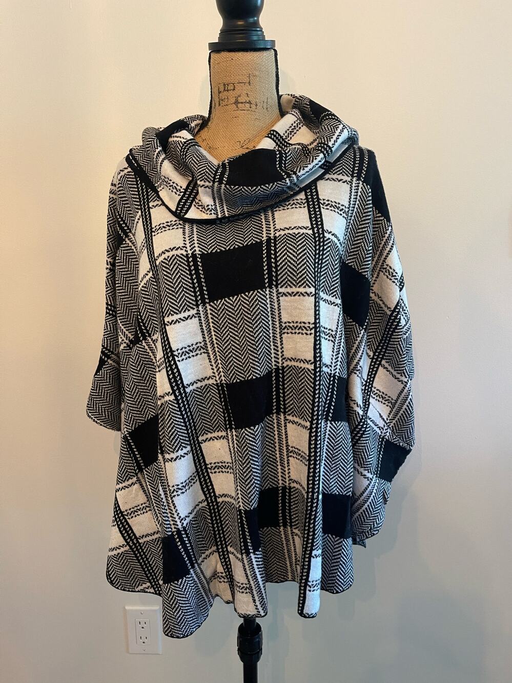 Fever Black & White Plaid Poncho w/ Cowl Neck Size S/M